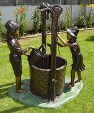 Zámecká bronzová fontána-Děti u studny - UNIKÁT