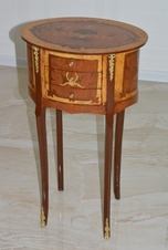 Zámecký intarzovaný stoleček/komoda s šuplíky