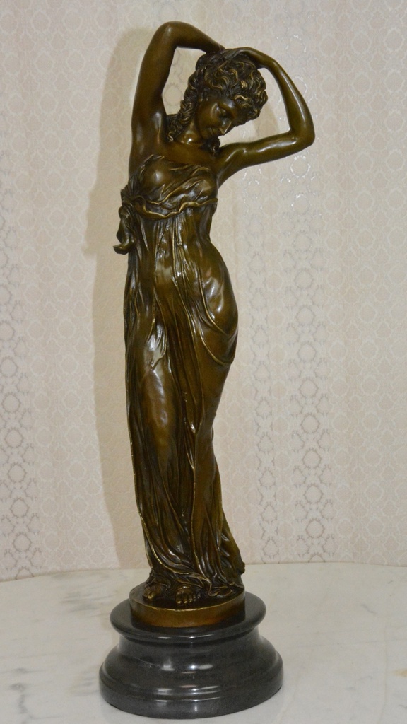 Bronzová socha - Dáma na mramoru - 69 cm