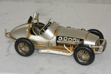 Retro kovový model - Závodní automobil
