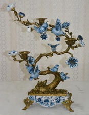 Zámecký svícen - strom s ptáčky - porcelán + bronz