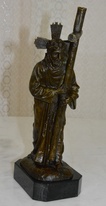 Bronzová soška - Ježíš - na mramoru