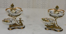 Stojany s miskami - porcelán + bronz