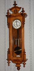Starožitné 2-závažové hodiny Concordia original