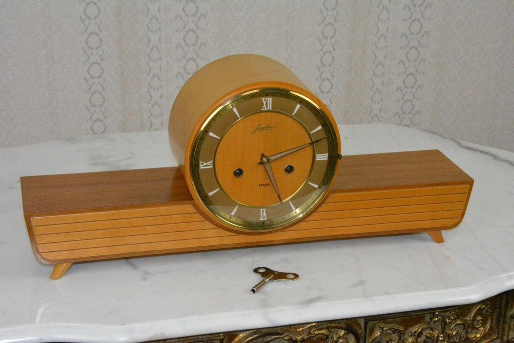 Starožitné krbové hodiny Junghans - Art Deco-1940