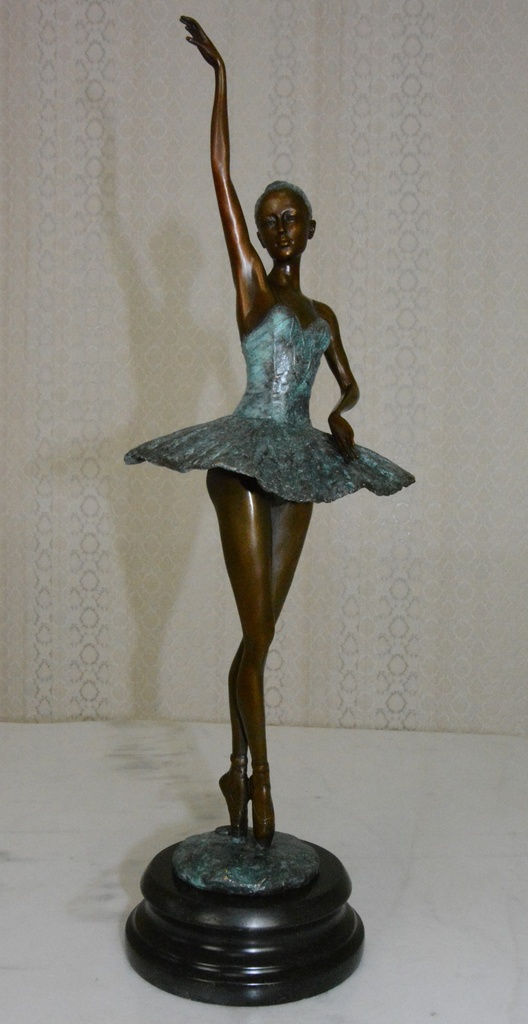 Bronzová socha - Baletka - na mramoru