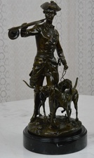Bronzová socha - Ludvík XV s loveckými psy