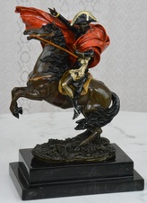 Bronzová socha - Napoleon na koni - kolorovaná
