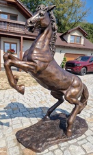 Zámecká bronzová socha - Kůň na zadních - UNIKÁT