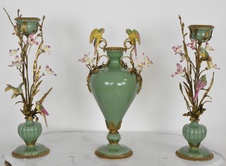 Zámecký set s ptáčky a květinami-porcelán+bronz