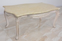 Konferenční stůl s mramorovou deskou