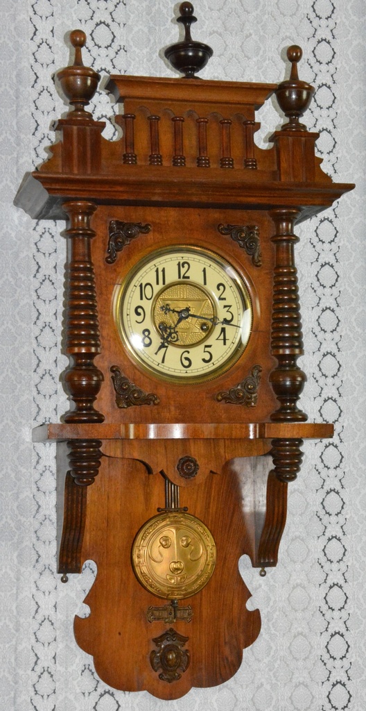 Starožitné řezbované hodiny DR Patent - mlynářky