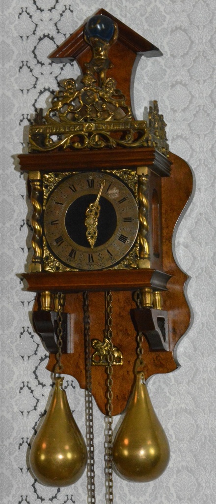 Starožitné Zánské dvouzávažové hodiny