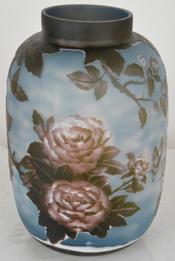 Skleněná váza ve stylu Emile Galle