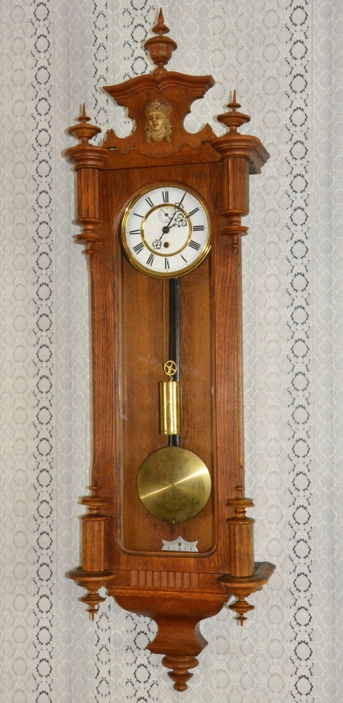 Starožitné 1-závažové hodiny Gustav Becker r1894