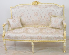 Zámecké řezbované sofa - čalouněné