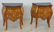 Zámecké intarzované komody s mramorem