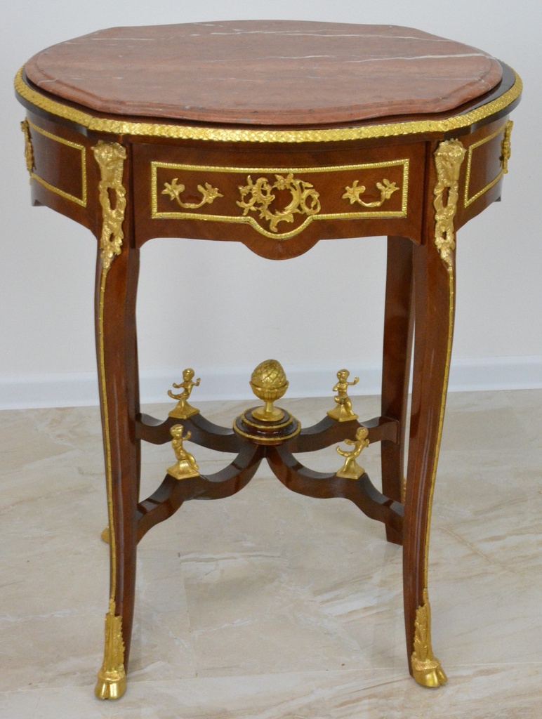 Zámecký stoleček s mramorem zdobený bronzem