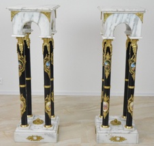 Zámecké mramorové konzole zdobené bronzem - pár