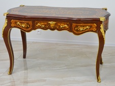 Zámecký intarzovaný psací stůl s šuplíky