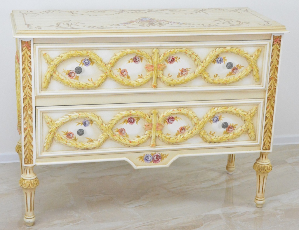 Zámecká malovaná komoda s šuplíky