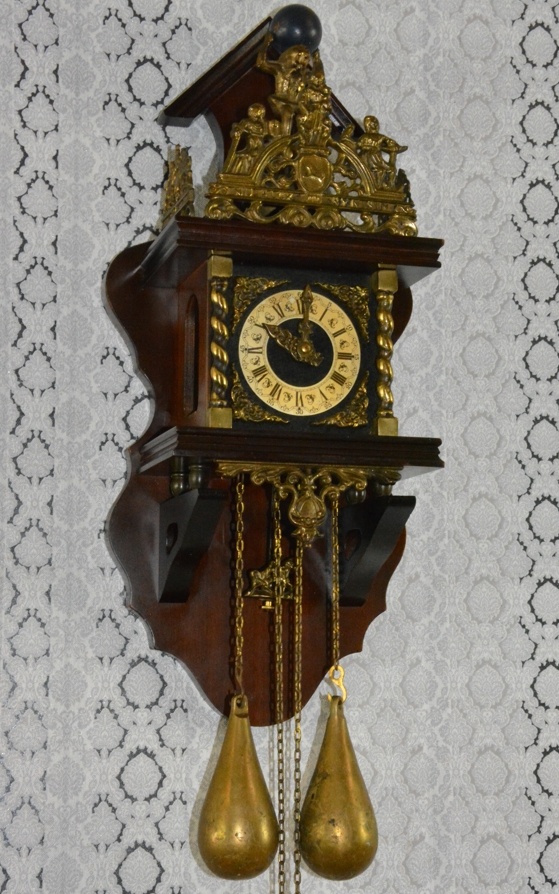 Starožitné Zánské dvouzávažové hodiny