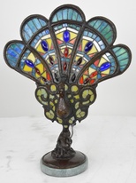 Tiffany lampa - Páv na mramoru