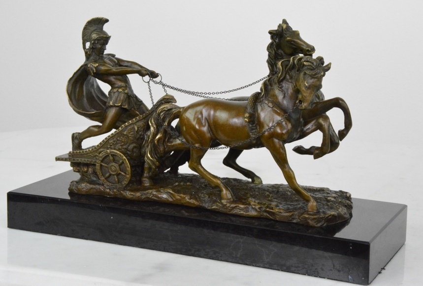 Bronzová soška - Římský válečník - na mramoru