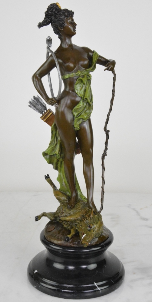 Bronzová soška - Diana - bohyně lovu - kolorovaná