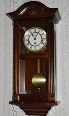 Staré skříňové hodiny Gallo France - čtvrtky