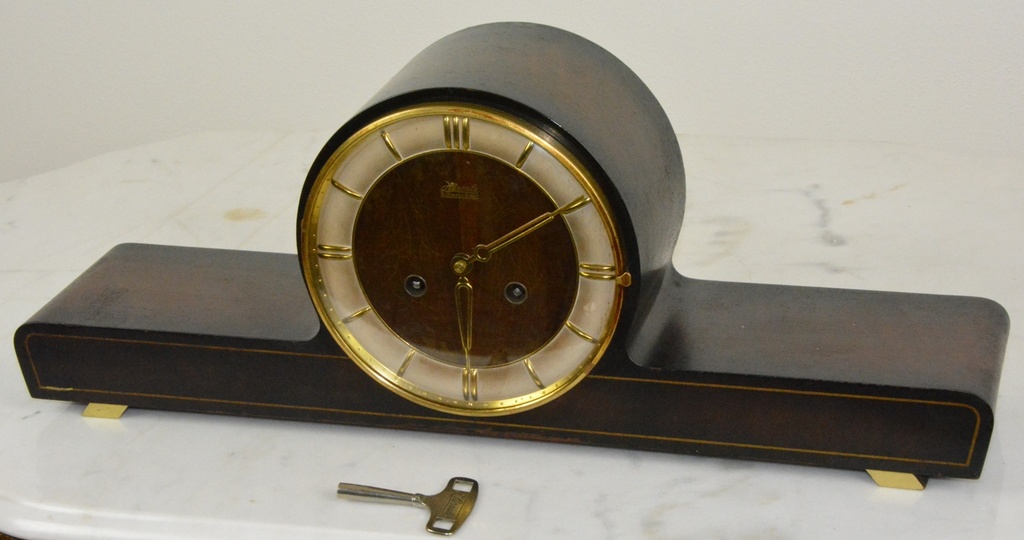 Starožitné krbové hodiny Hermle