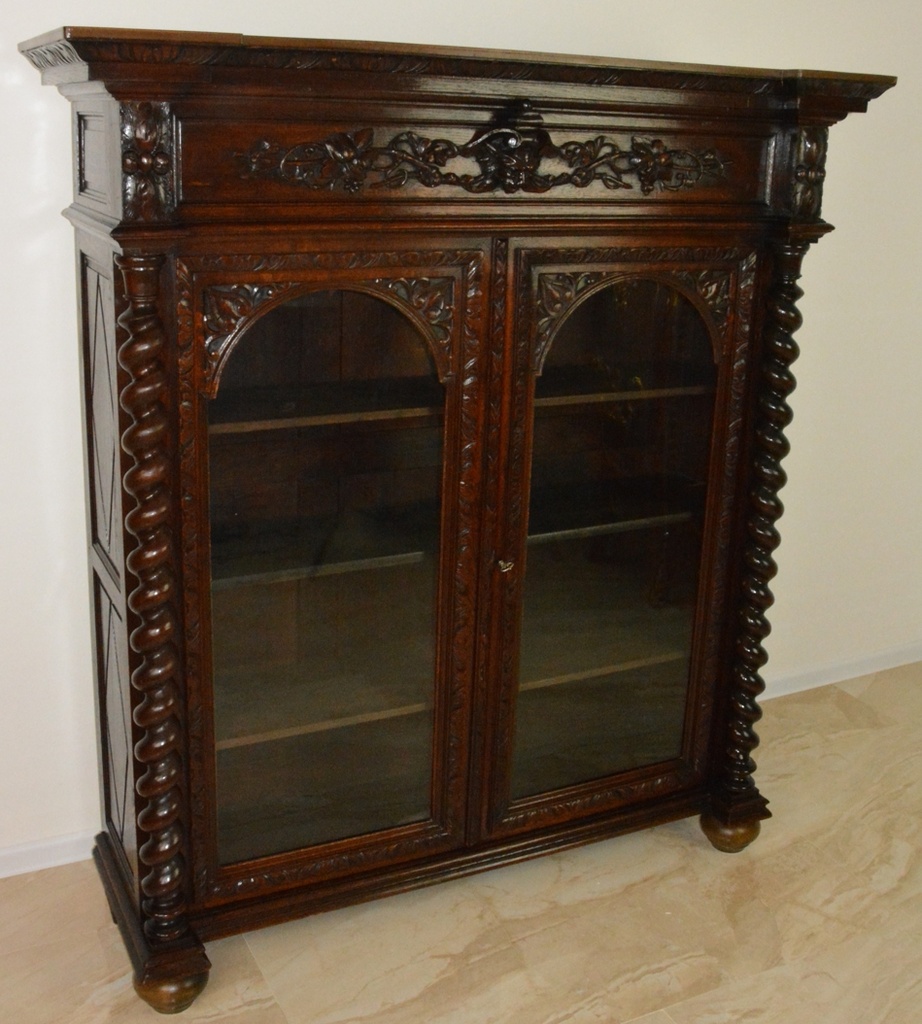 Starožitná řezbovaná komoda / vitrína - 159 cm