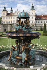 Zámecká bronzová fontána s dámami XXL 225 cm