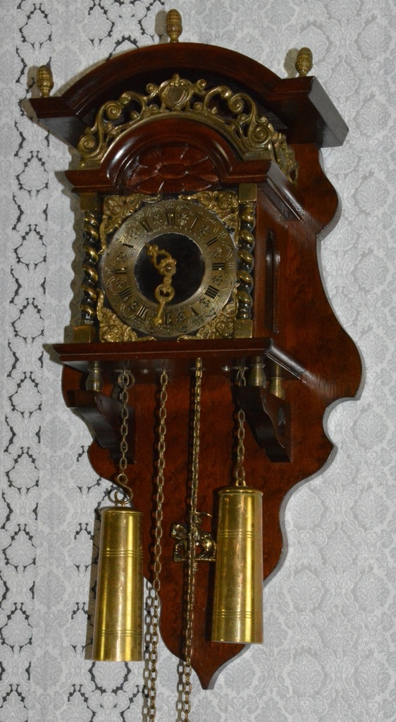 Starožitné Zánské dvouzávažové hodiny