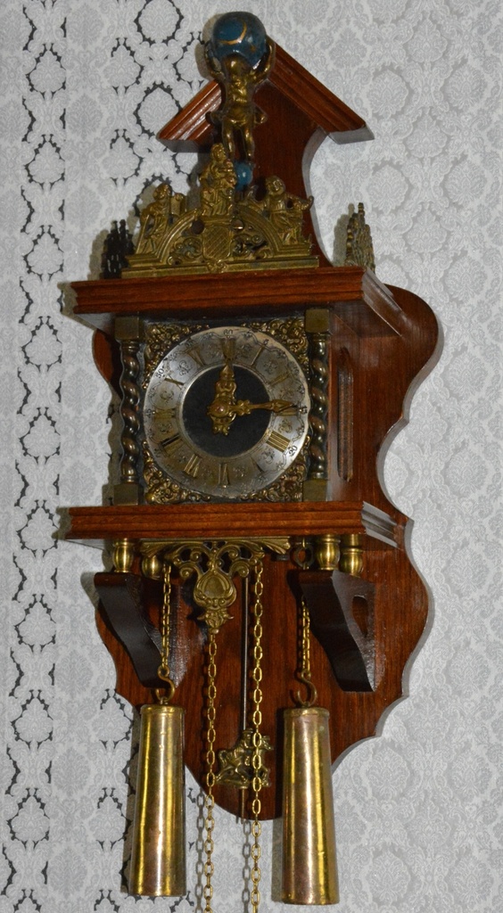 Starožitné Zánské dvouzávažové hodiny