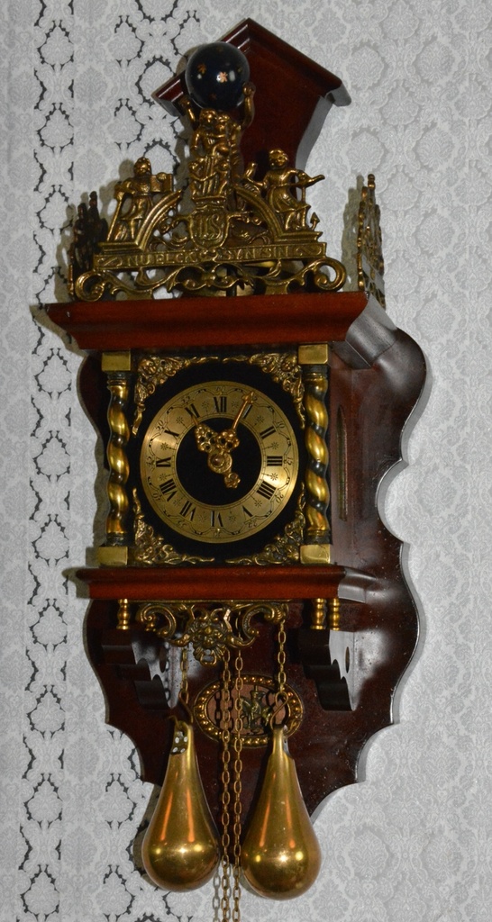 Starožitné Zánské dvouzávažové hodiny