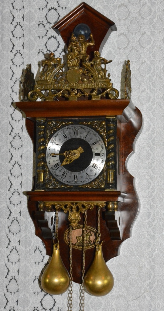 Starožitné Zánské dvouzávažové hodiny