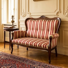 	Řezbované sofa - masiv - po renovaci